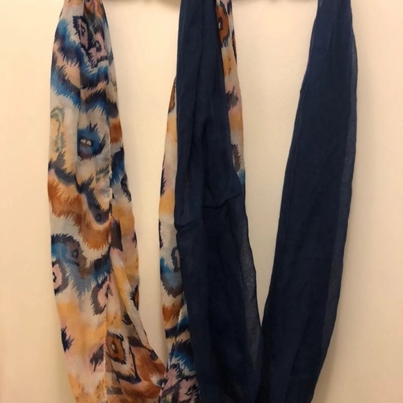 5 Scarf Bundle - Picture 2 of 7